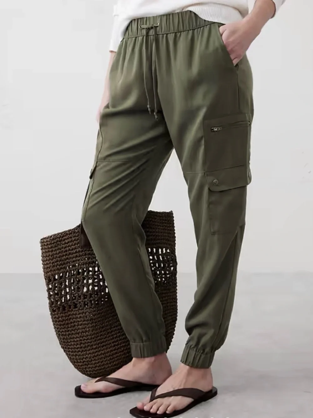 Banana Republic TENCEL™ CARGO JOGGER.